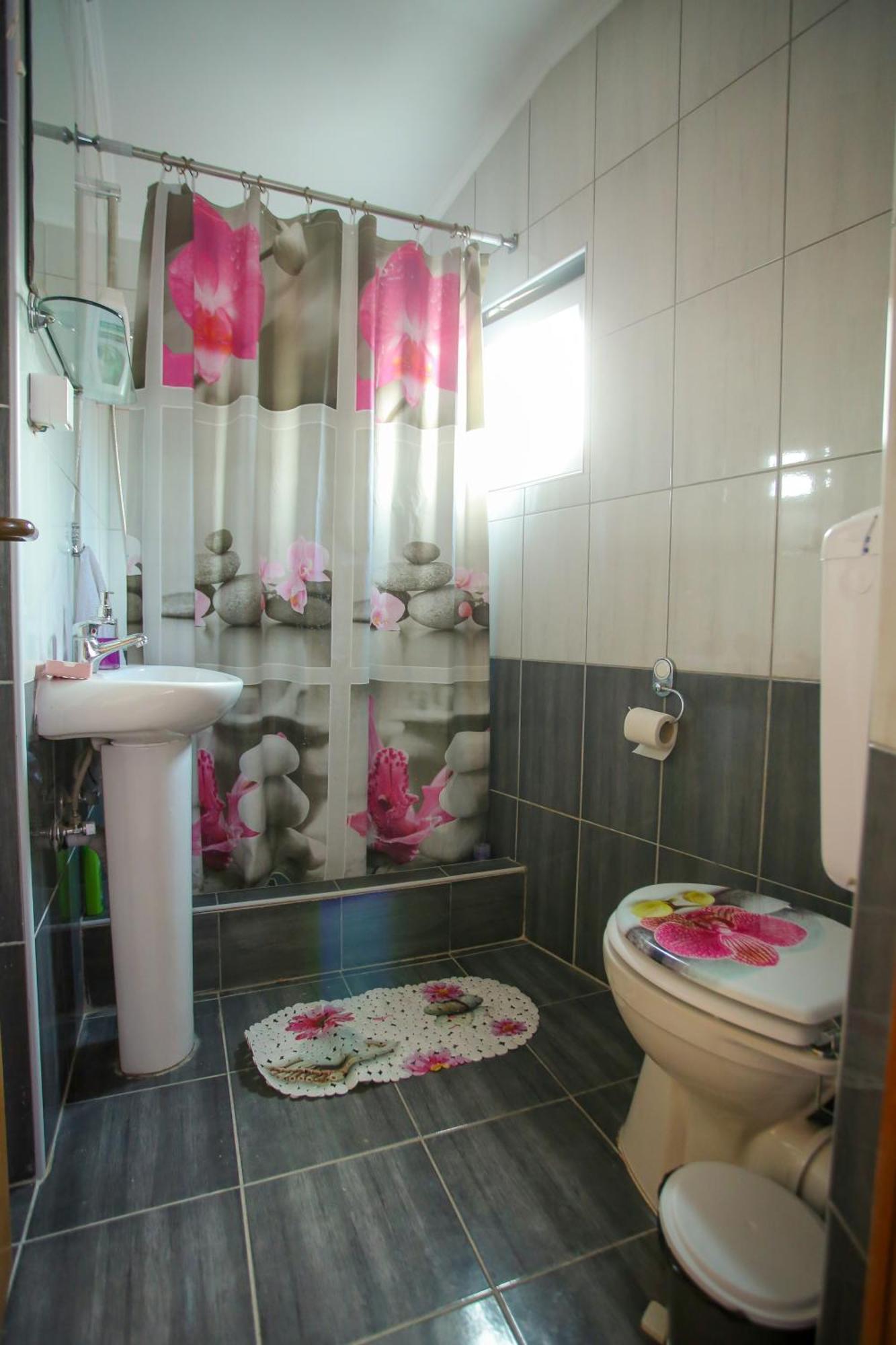 Guesthouse Adi Мостар Екстер'єр фото