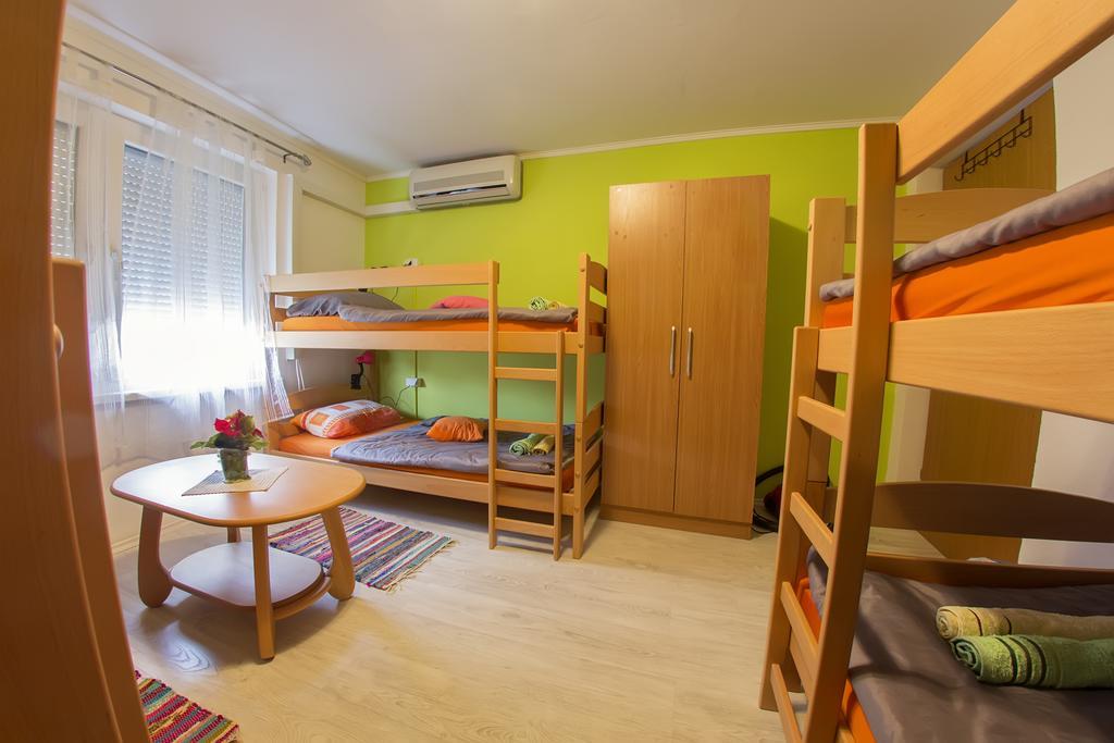 Guesthouse Adi Мостар Екстер'єр фото