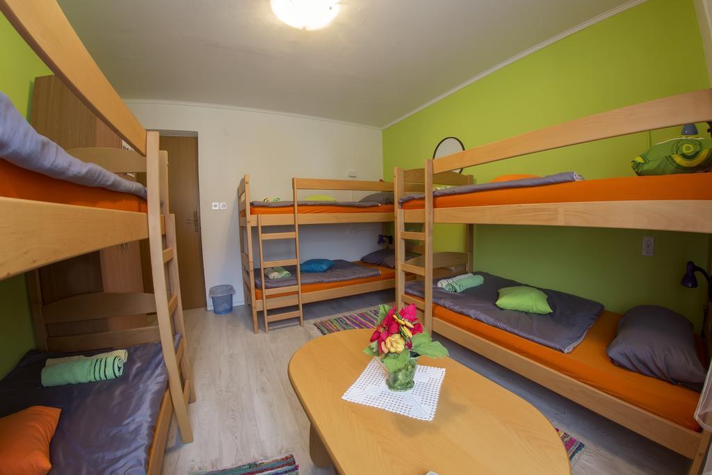Guesthouse Adi Мостар Екстер'єр фото