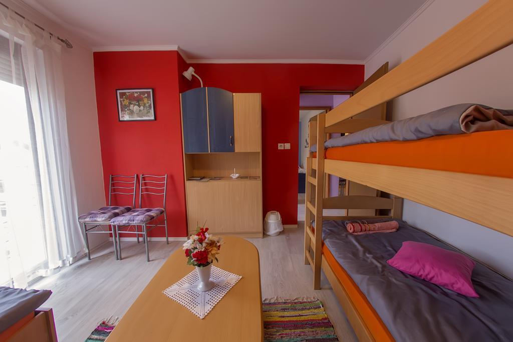 Guesthouse Adi Мостар Екстер'єр фото